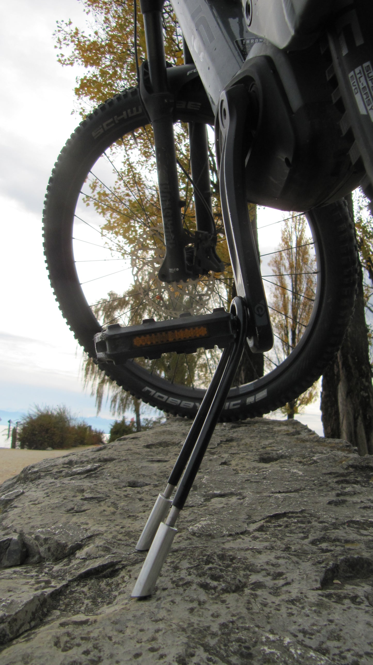 Handbremse, Feststellbremse, Wegrollsperrre Fahrrad MTB, einfache Wegfahrsperre
