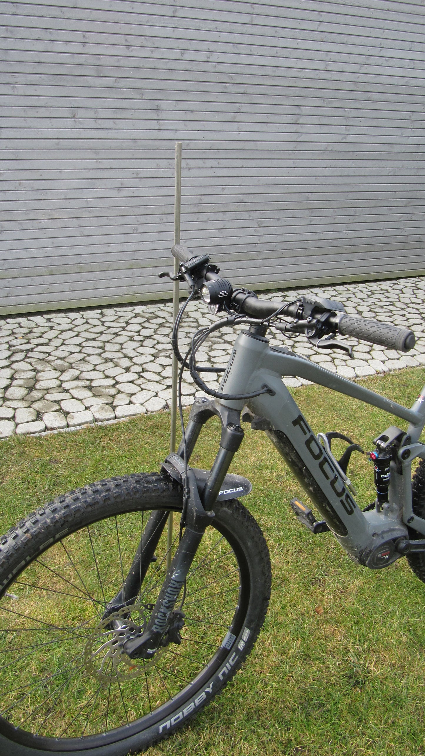 Handbremse, Feststellbremse, Wegrollsperrre Fahrrad MTB, einfache Wegfahrsperre