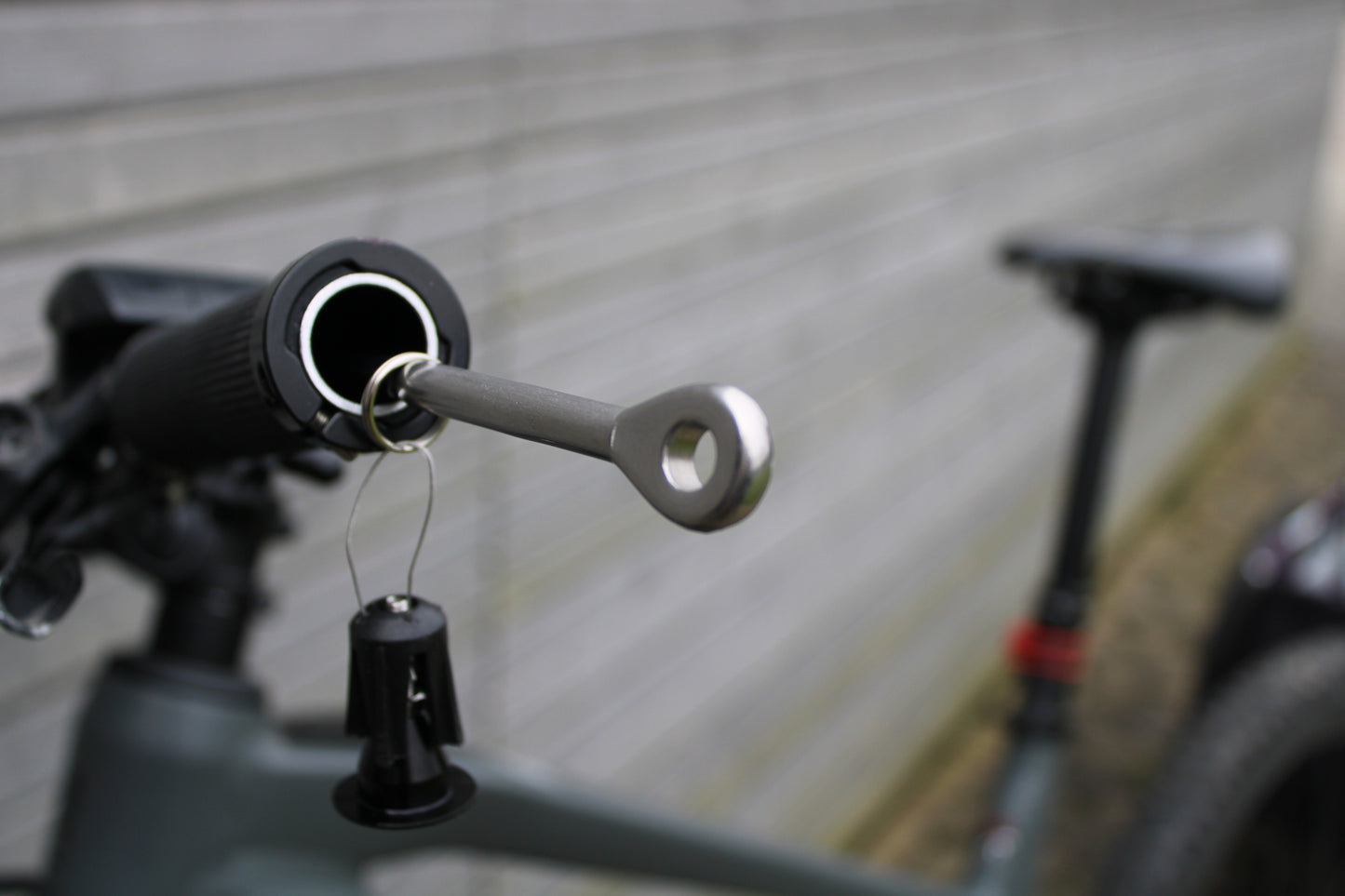 fahrradschloss lenker komb.Fahrrad-und Helmschloss im Lenker, FritzBikeLock, 6mm Stahlseil, – FritzBikeStand