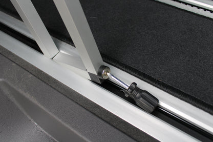 VW T7 Multivan Tisch - Klappbar & Clever Verstaubar, exklusive Geschenkidee