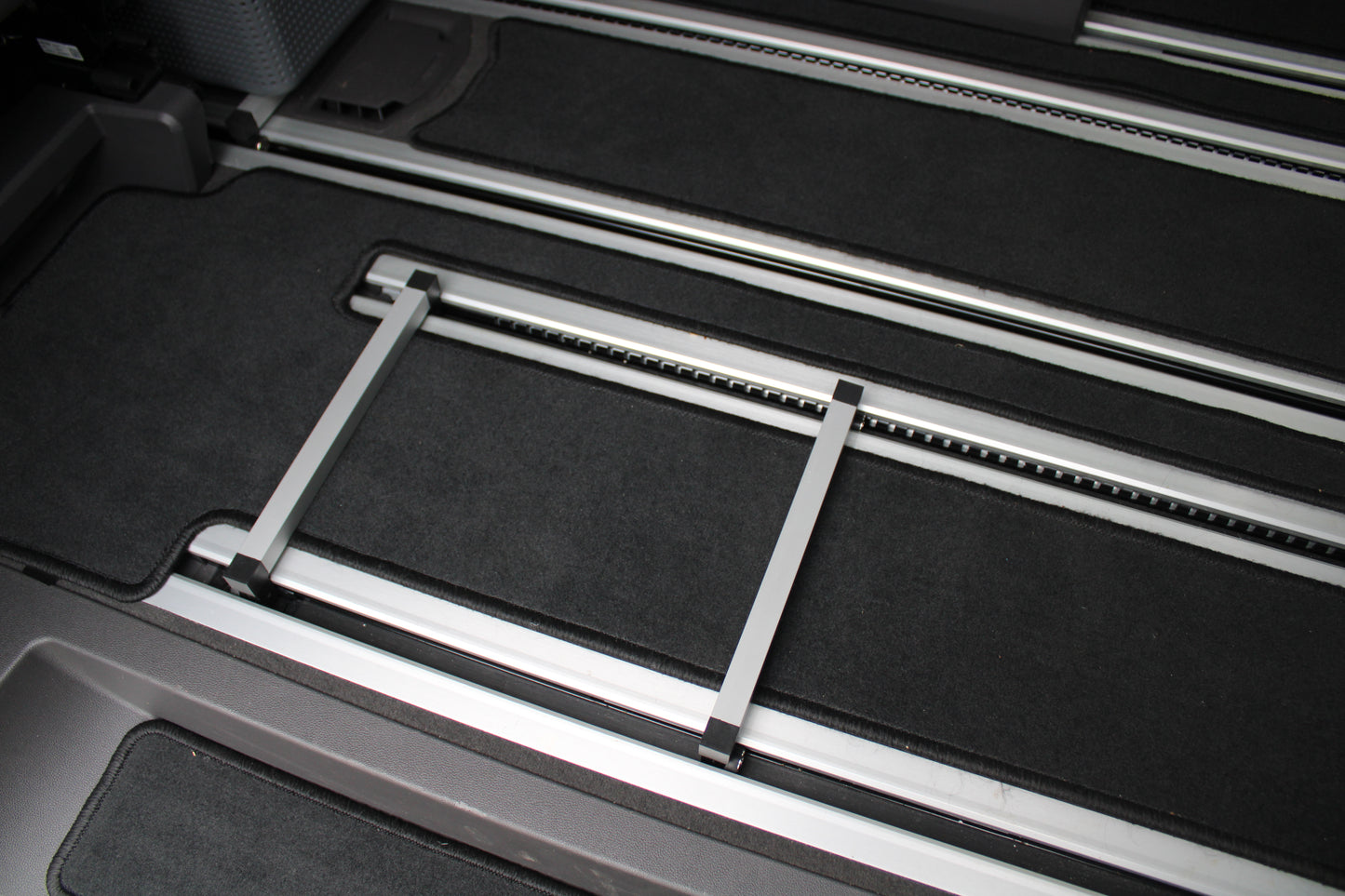 Konsole,VW T7 Nutenstein-Alternative,Traversen, Geschenk für VW T7