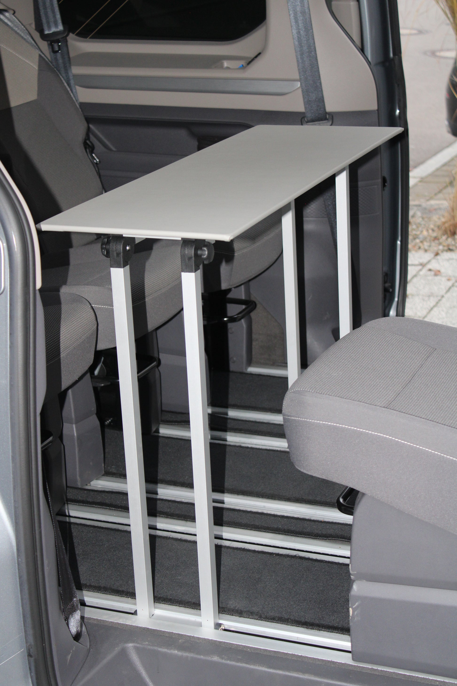 campingtisch multivan VW T7 Tisch klappbar - Premium Design Campingtisch