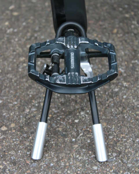 Fahrradständer für Rennräder, Gravelbikes,MTB, Hardtails, abnehmbar, Abstand Pedal-Boden ca. 10-14cm